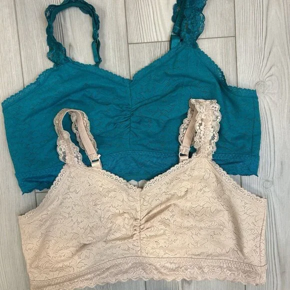 Lot Of 2 Torrid Size 2 2X Bralette Lace No Wire - Picture 3 of 11